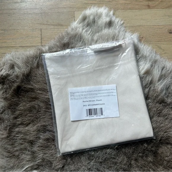 Rachel Miriam Eve Clutch - Ivory - Fringe Zipper Detail - NWT (new in bag) - Picture 4 of 4